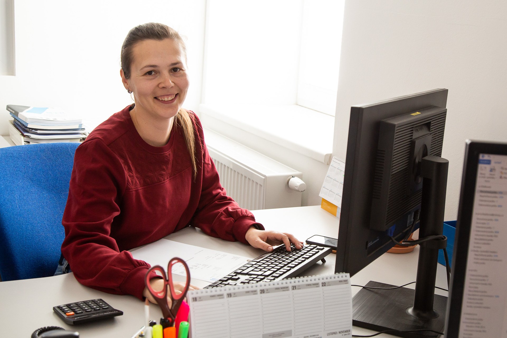 pracovnice-technicke-administrativy-oddeleni-elektro pracovnice-technicke-administrativy-oddeleni-elektro